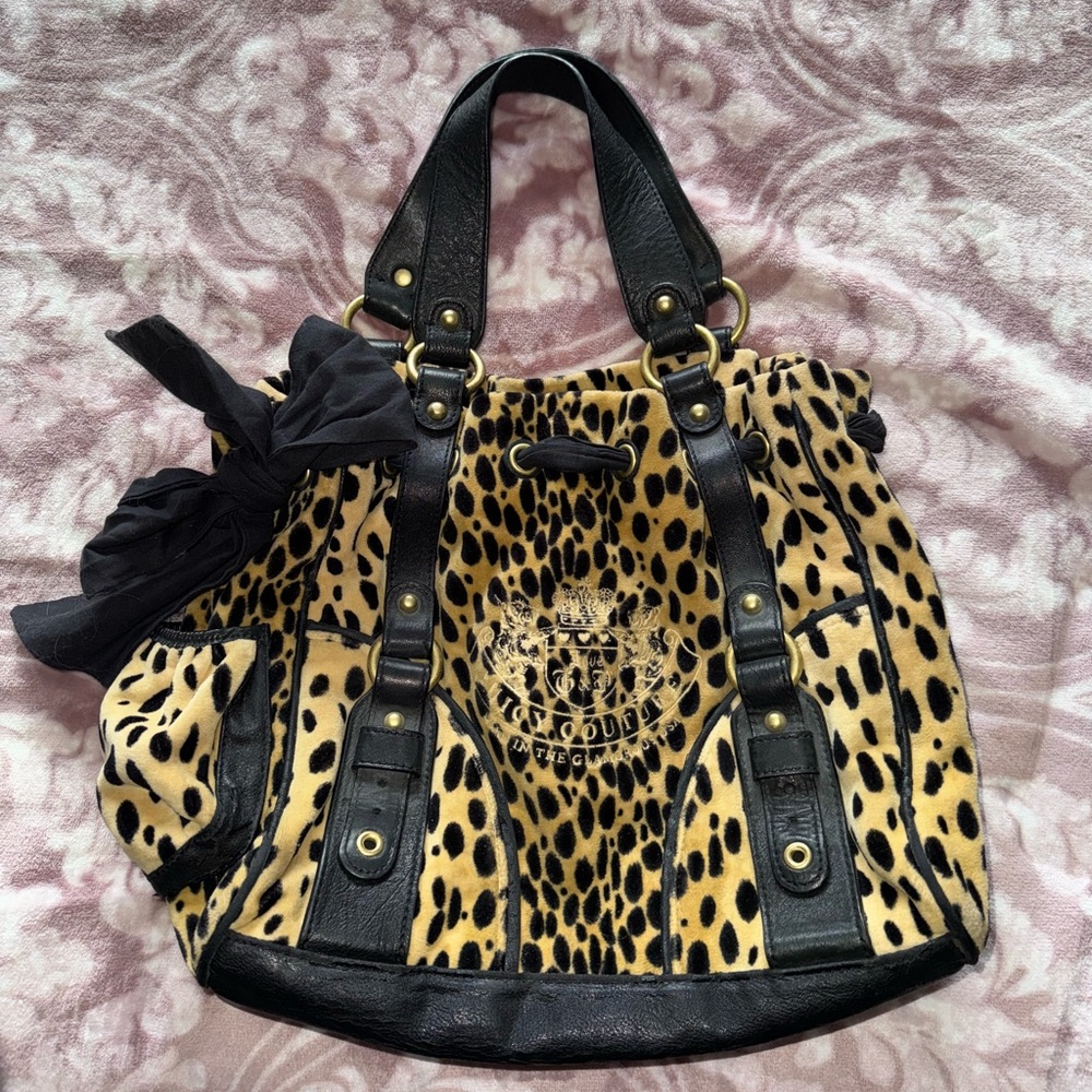 Vintage leopard print Juicy Couture Daydreamer